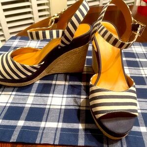 Women’s espadrille shoes